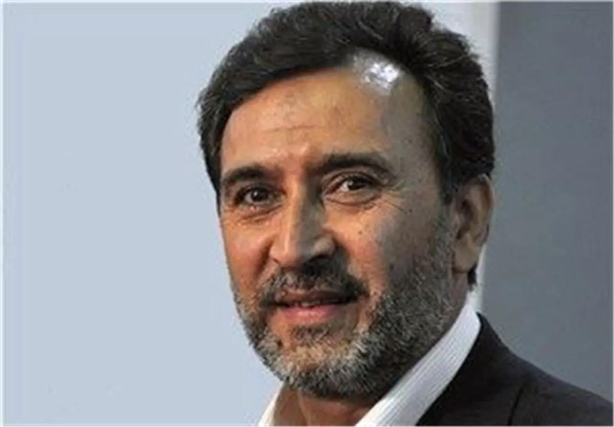 آقای رئیس‌جمهور، فامیلی جنابعالی روحانی، برادرتان فریدون، پسرتان عمرانی!! ماجرا چیست؟