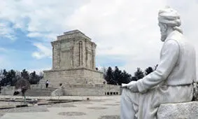 دل پرخون فردوسی از آسیب‌های صداوسیما به زبان فارسی!