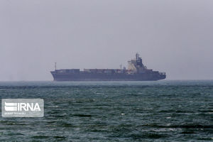 بدنه کشتی ایرانی در تنگه سنگاپور آسیب دیده است