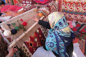 تکذیب تعطیلی ۹۵ درصد از کارگاه‌های صنایع دستی اصفهان