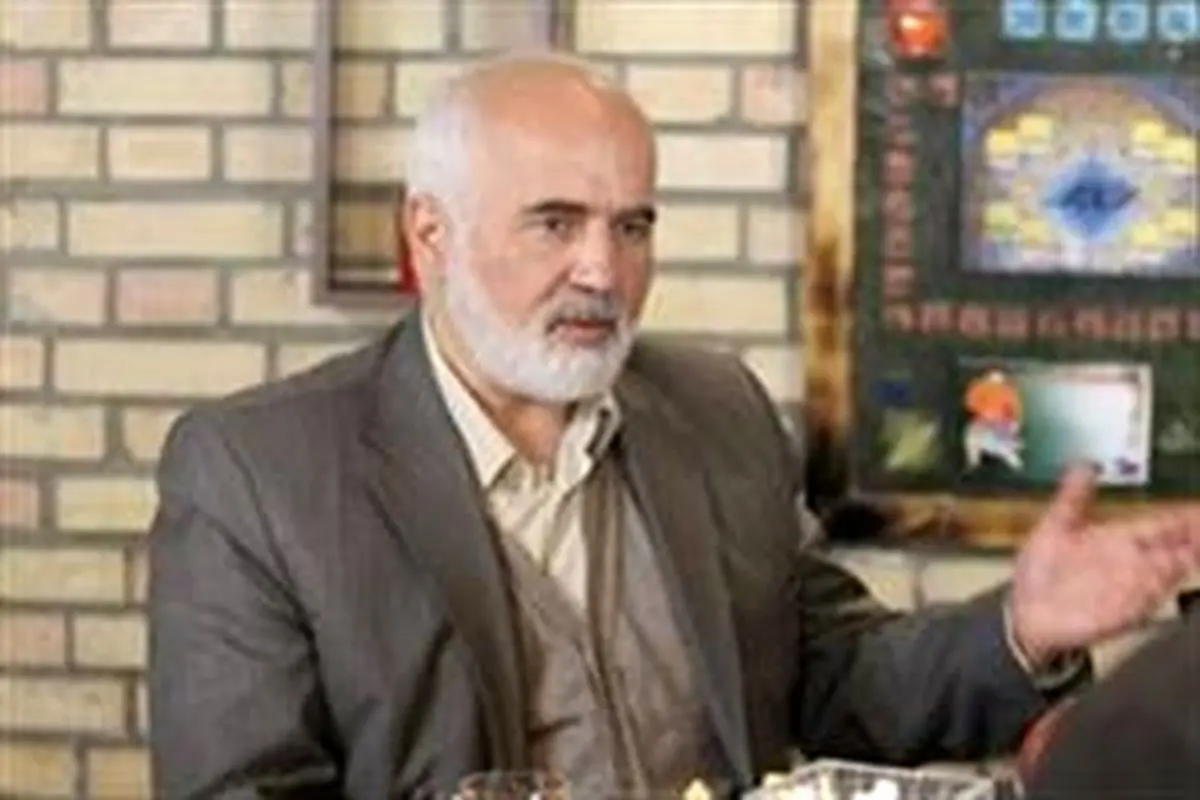 احمد توکلی: قالیباف به نفع رئیسی کنار می‌رود