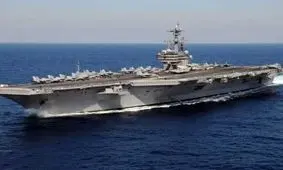 ناوهواپیمابر آمریکا تحت نظارت پهپادهای ایرانی