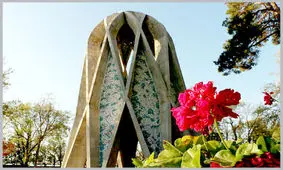 خیام و گل‌های باغش؛ از نیشابور تا انگلستان