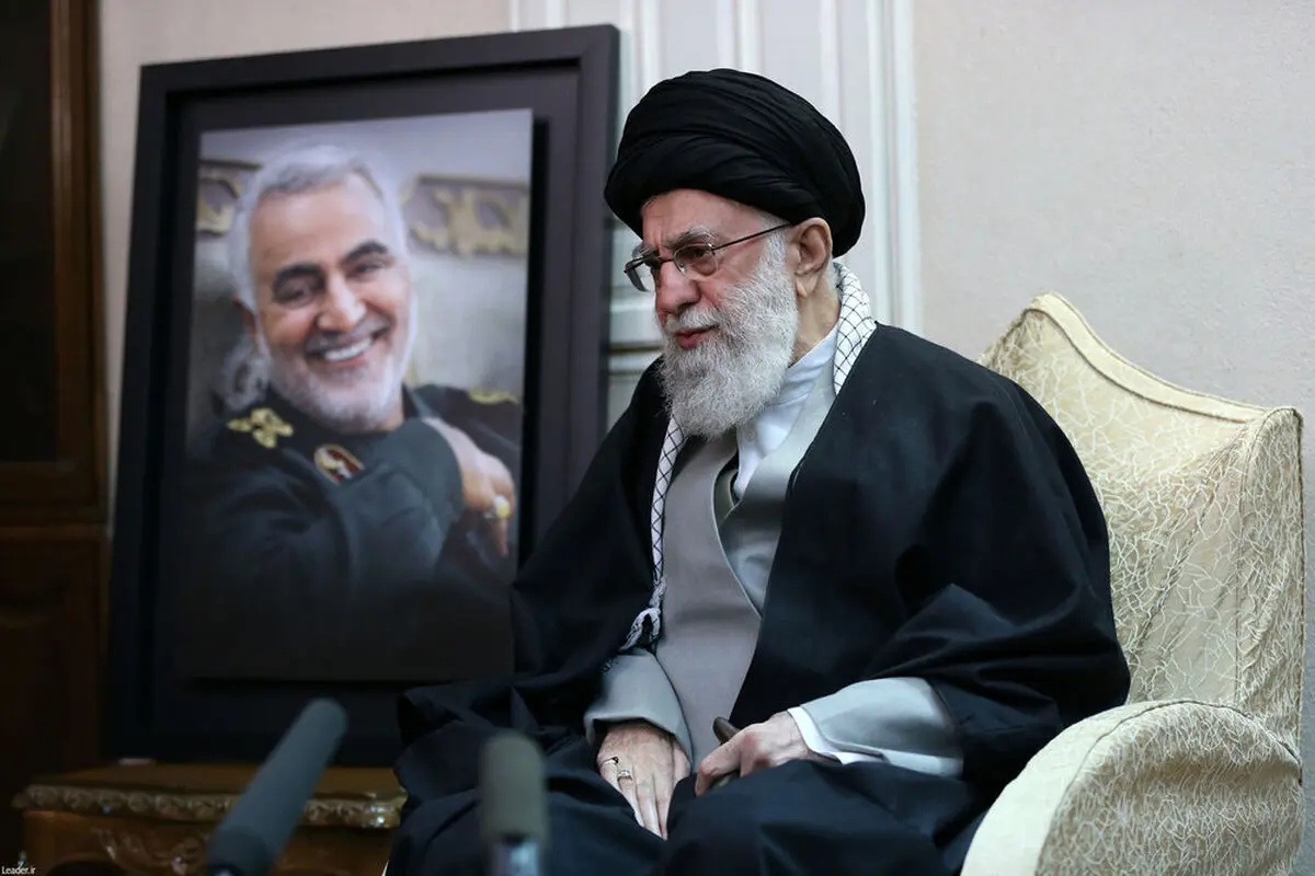 اگر سردار سلیمانی ۱۰ سال دیگر زنده بود و بنده زنده می‌ماندم، او را کنار نمی‌گذاشتم / فیلم