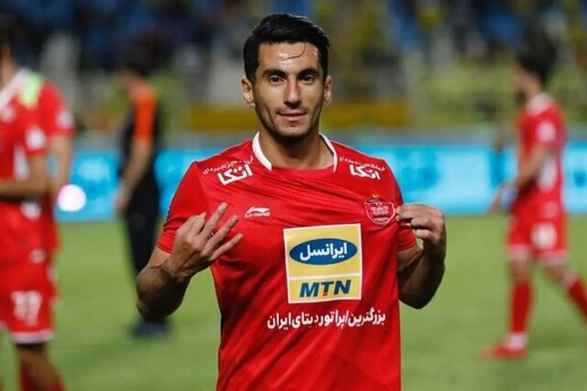 مدافع پرسپولیس سفیر بیمارستان تالاسمی شد/عکس