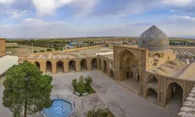 بنای تاریخی مسجد جامع ساوه بازسازی می‌شود