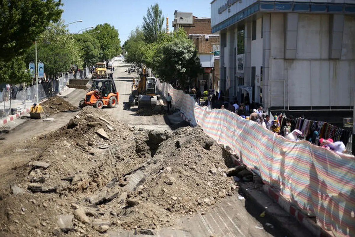 آغاز به کار عملیات ساماندهی شبکه برق خیابان فردوسی سنندج