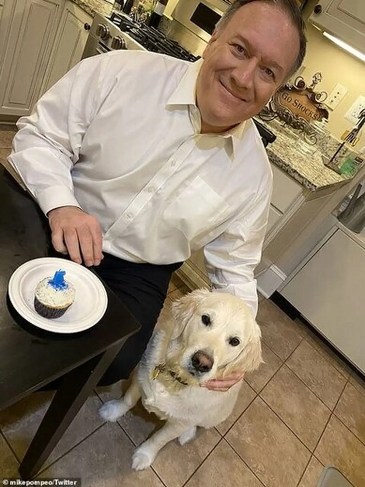 پمپئو با رهبران جهان صحبت کند بهتر از این است که ظرف بشوید!