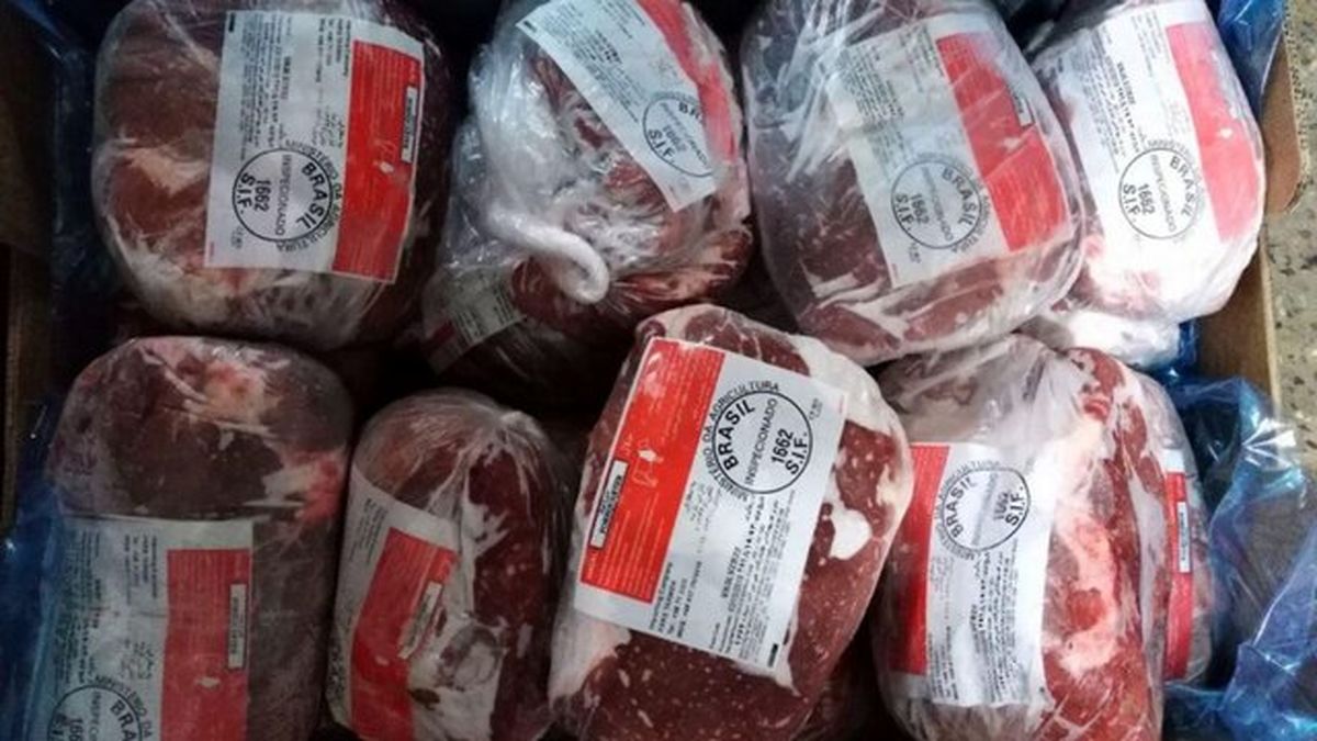 پیگیری گلایه همدانیها از گرانی گوشت منجمد