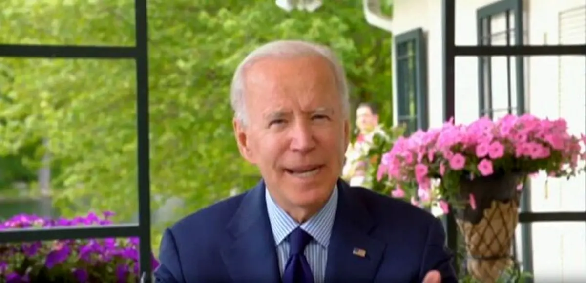 سخنرانی انتخاباتی بایدن با تشویق غازها!