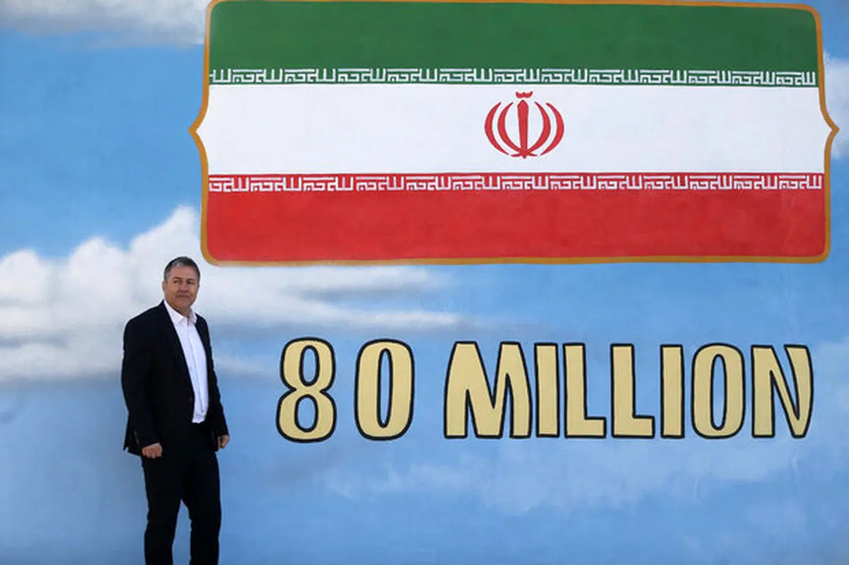 با لژیونرها تلفنی ارتباط داشتم با دستیاران ایرانی ام نه