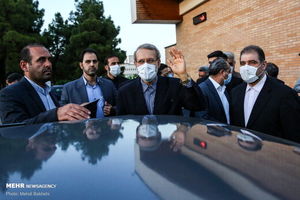 تصویری از علی لاریجانی، چند روز قبل از پایان ریاست ۱۲ ساله اش بر مجلس