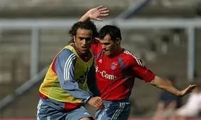 سانیول: به کریمی می‌گفتم تو همسر و بچه‌هایت را هم دریبل می‌زنی!