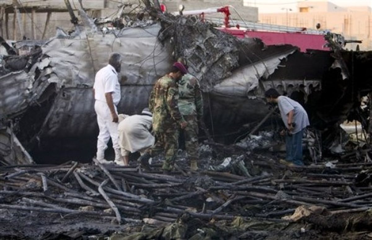 هیچ مسافر ایرانی در هواپیمای سقوط کرده کراچی نبوده است