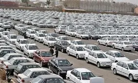 بازار خودرو مترصد ریزش/ دلالان دست به کار شدند