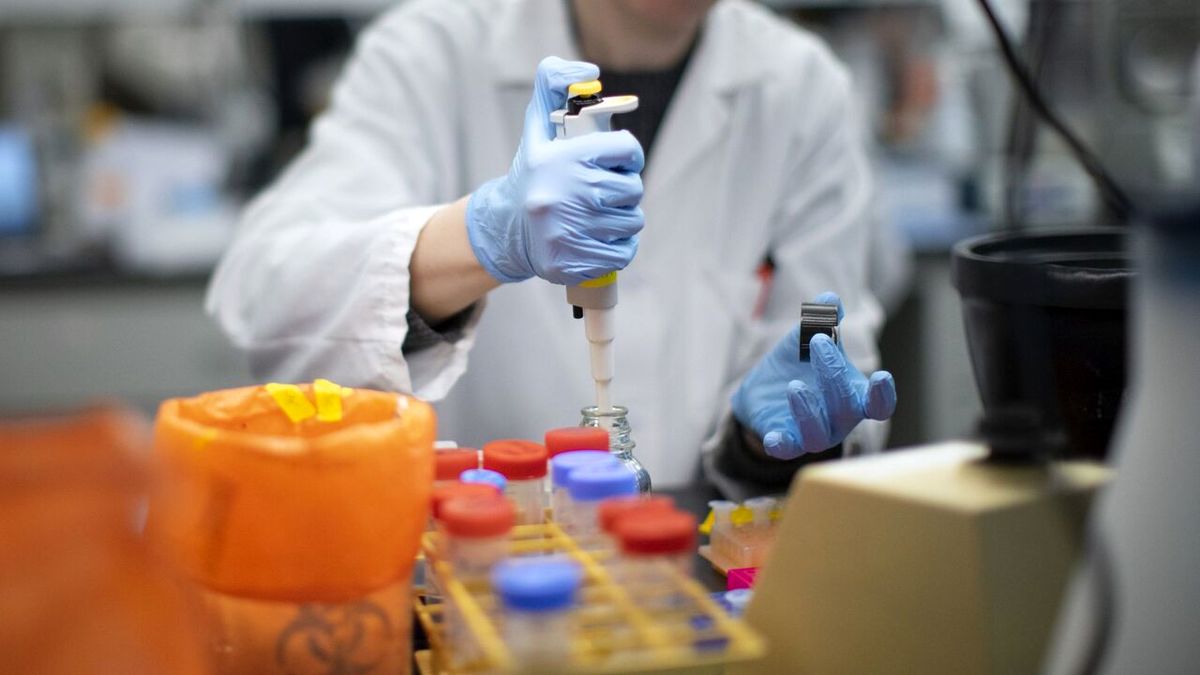 بیش از 200 آزمایشگاه بیولوژیک ارتش آمریکا در کجاهای جهان قرار گرفتهاند؟ / فیلم