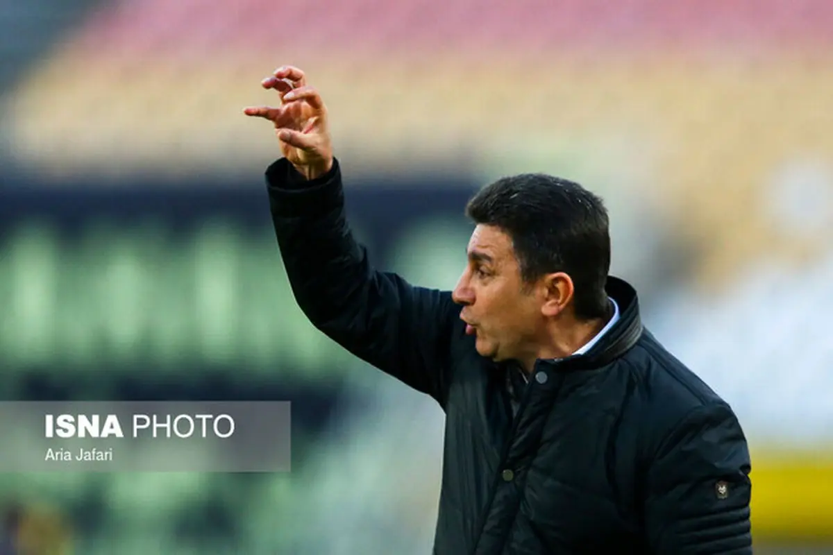 قلعه‌نویی: در این شرایط فوتبال معنی ندارد