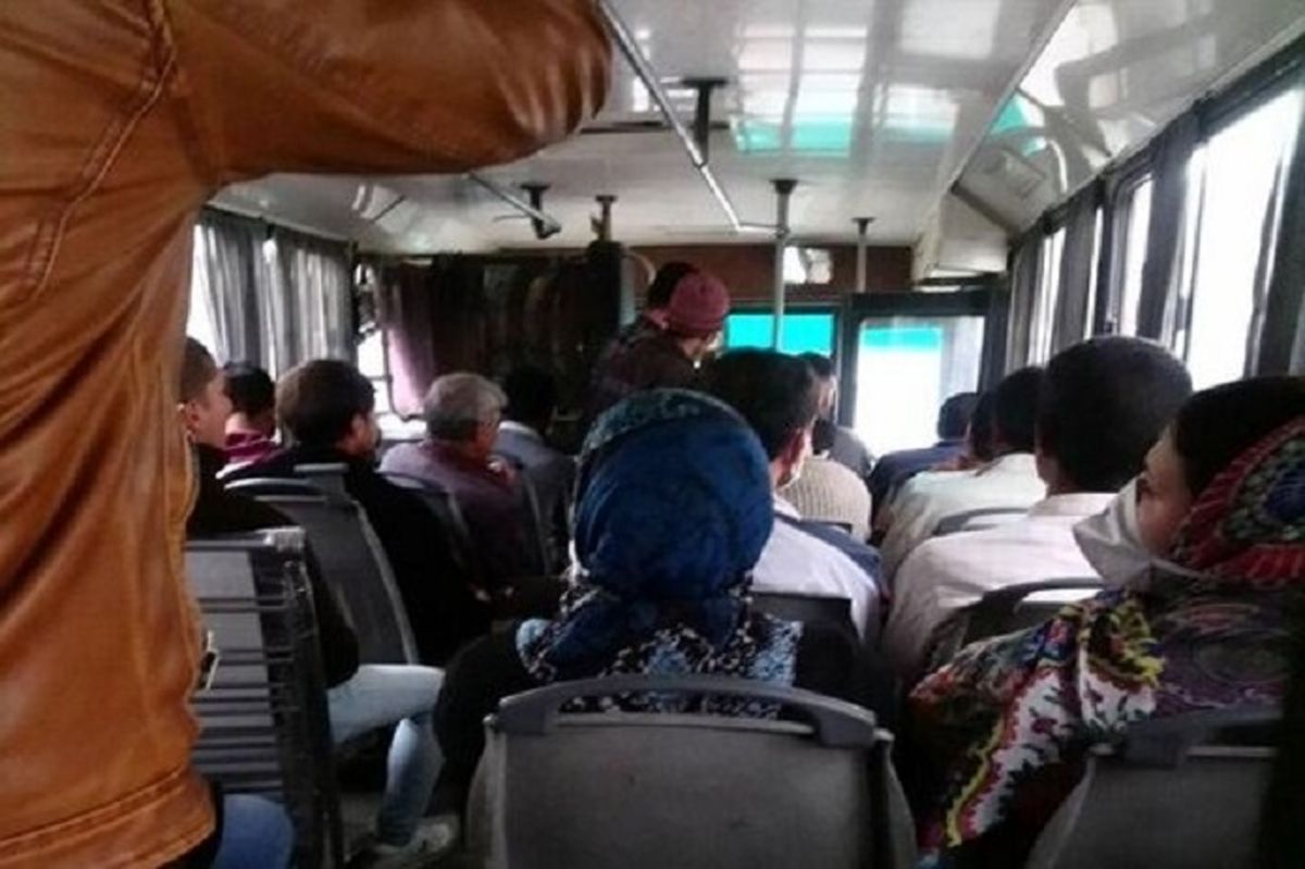 مردم می‌توانند روی تمام صندلی‌های اتوبوس بنشینند
