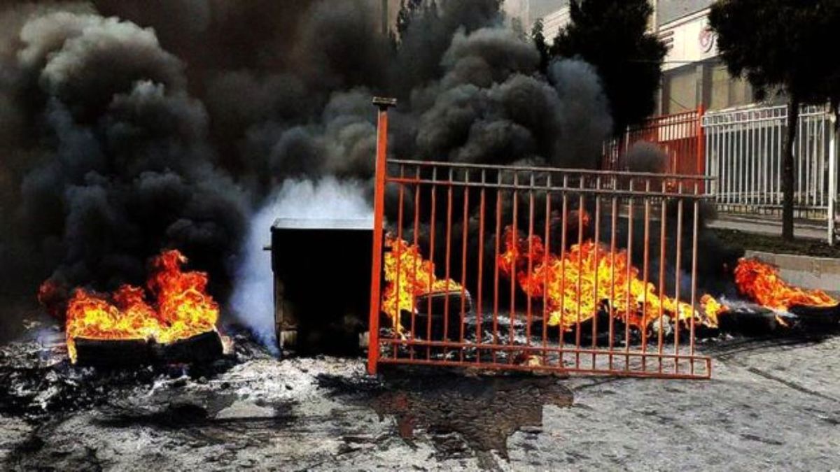 تعداد کشته های حوادث آبان در ایران ۲۳۰ نفر اعلام شد/مجروحان ۲۰۰۰ نفر بودند