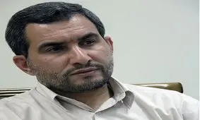 حقوقدان منحصر به فرد در کنار ربیس مجلس