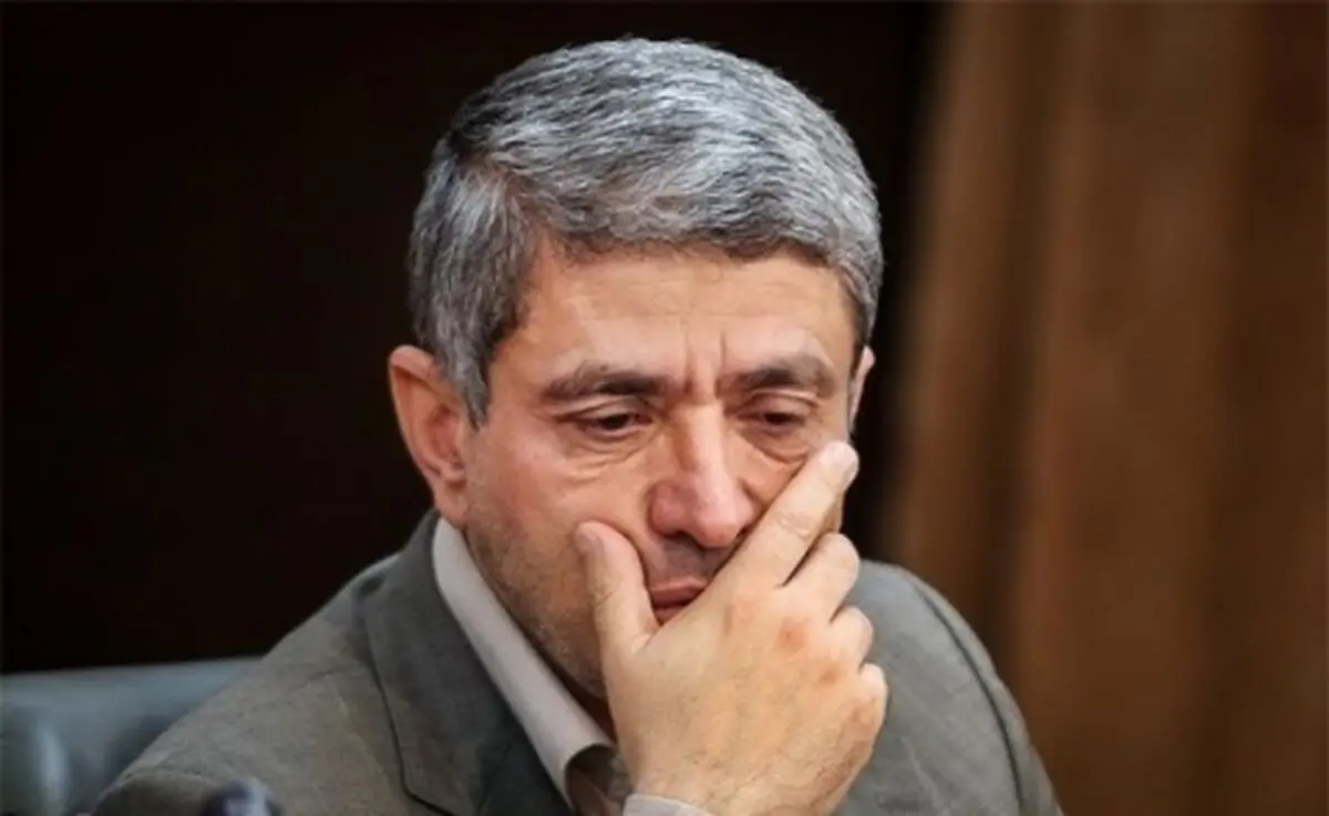فرار مالیاتی انگیزه استفاده از کارت های بازرگانی یکبار مصرف است/ اصلاح نظام بانکی از نان شب واجب تر است