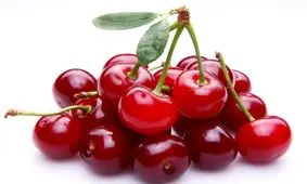 این افراد هرگز آلبالو نخورند