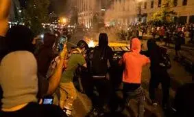 تو آمریکا قشنگ جنگ شده!