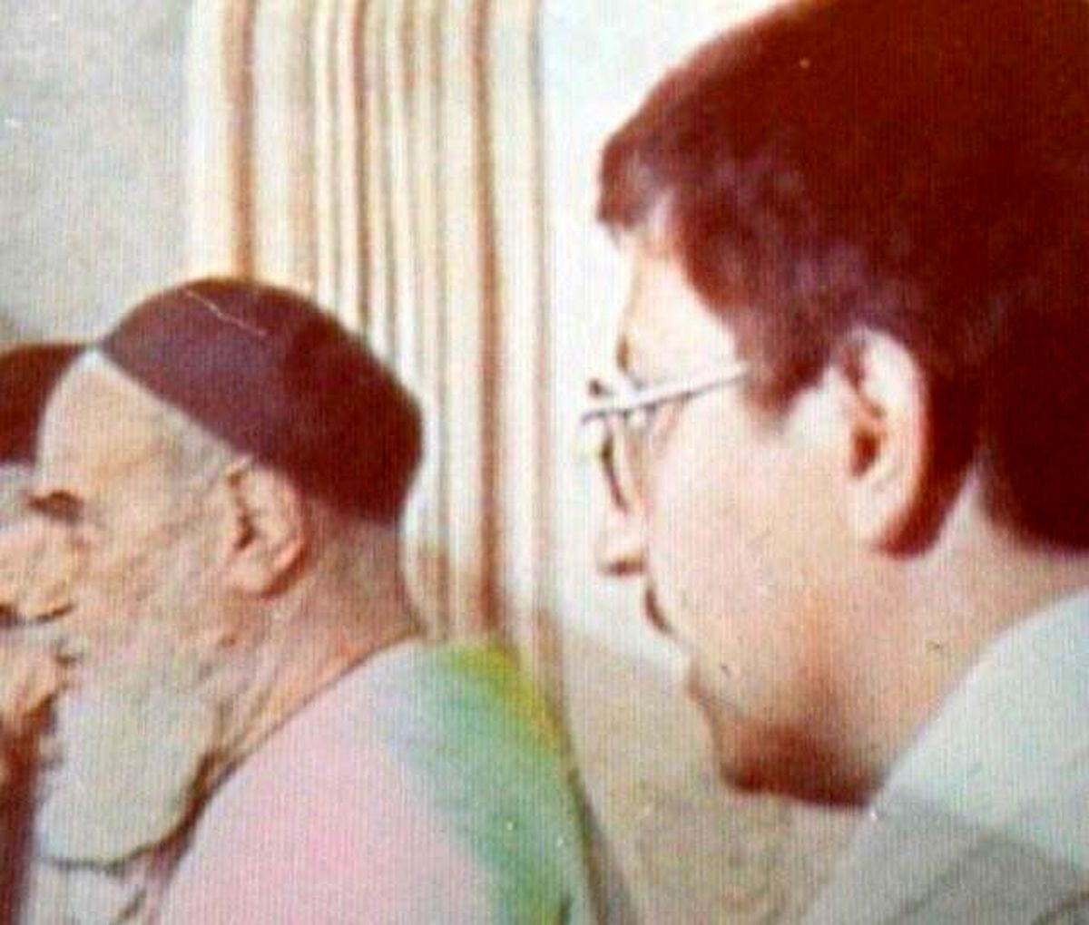 نویسنده خبر فوت آیت الله خمینی (ره)، رییس کل بانک مرکزی فعلی است