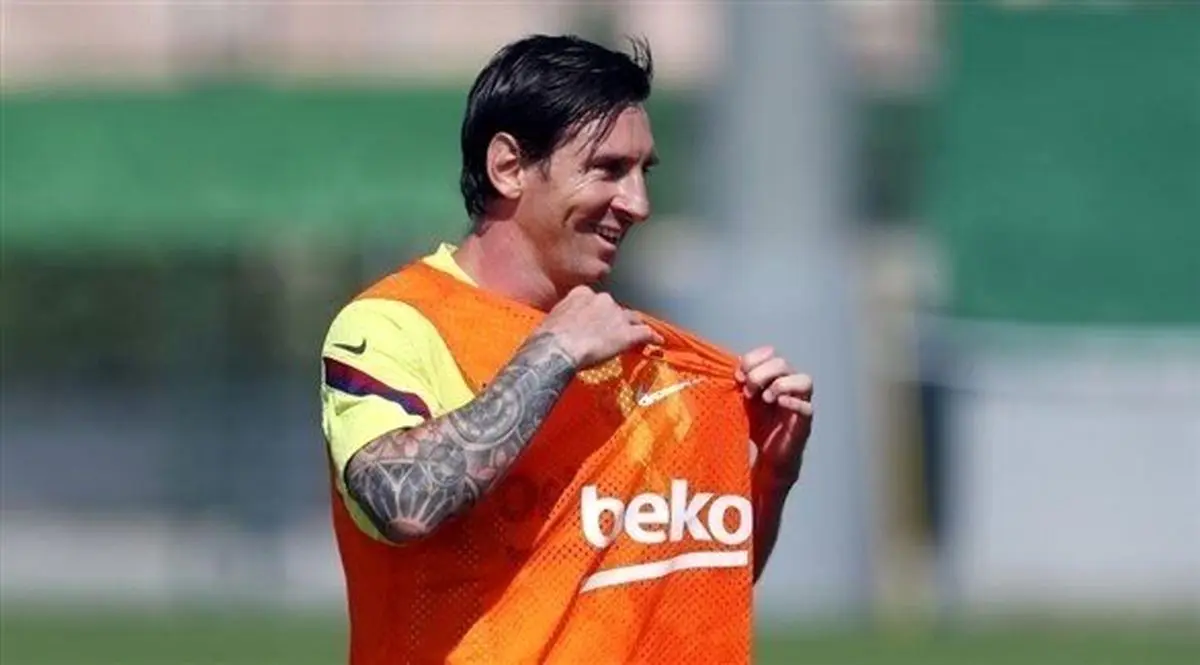 مسی مصدوم است؟