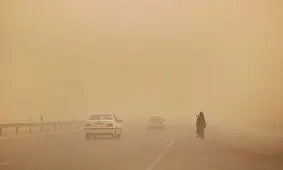 توفان شن راه ارتباطی ۲۷ روستای ریگان را بست