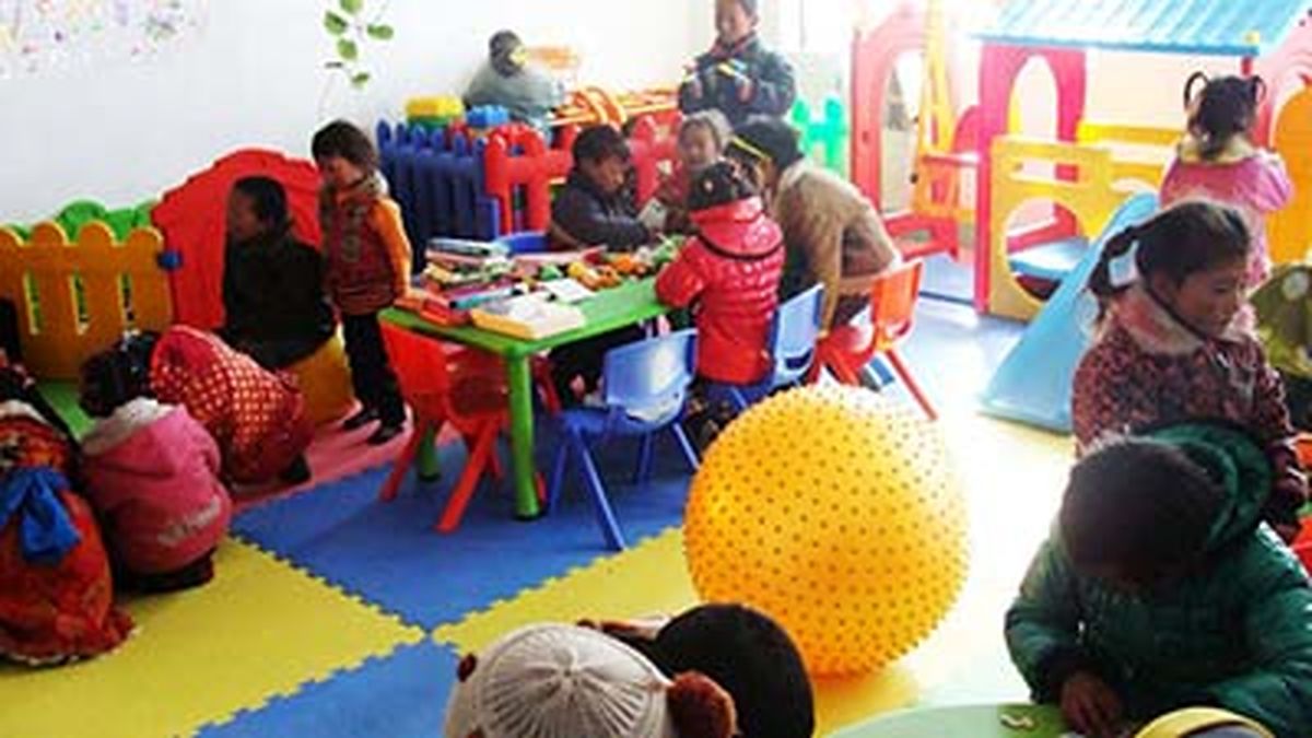 مهدهای کودک از ۲۴ خرداد باز میشود/اجازه فعالیت به تورهای داخلی از هفته آینده