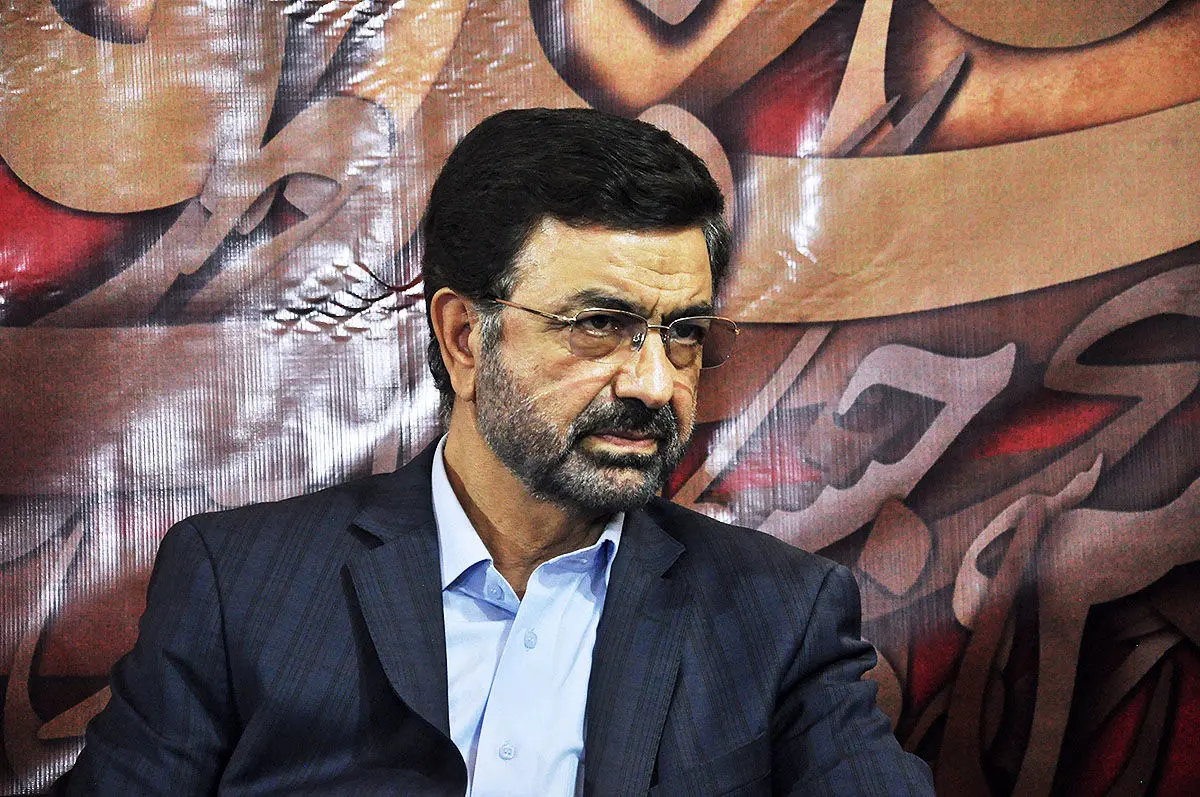 آقای روحانی بداند با تغییر یک وزیر نمی‌تواند اوضاع بد اقتصادی کشور را سامان دهد / فیلم