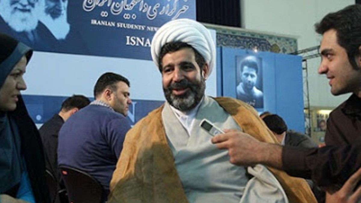 آیا قاضی فراری در بیمارستان پروفسور سمیعی در آلمان بستری است؟/ منصوری باز شدن مرزها را زمان بازگشتش به کشور اعلام کرده است