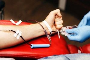 ۹۴ بیمار اصفهانی بهبود یافته از کرونا پلاسمای خون خود را اهدا کردند