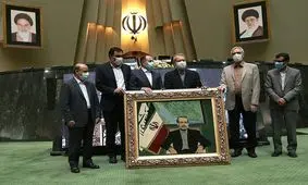 علی لاریجانی رسما با صندلی ریاست مجلس خداحافظی کرد