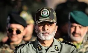 عیادت فرمانده کل ارتش از جانبازان حادثه شناور کنارک + عکس