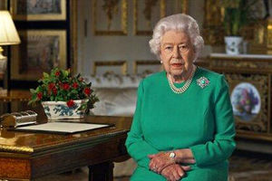 عکس| ملکه انگلستان سوژه نقاشی کرونایی شد