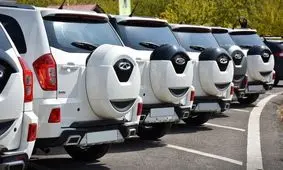 کشف بیش از ۴۰۰ خودروی احتکار شده در چیتگر