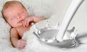 تغذیه نوزادان با شیر مادر را در دوران کرونا قطع نکنید