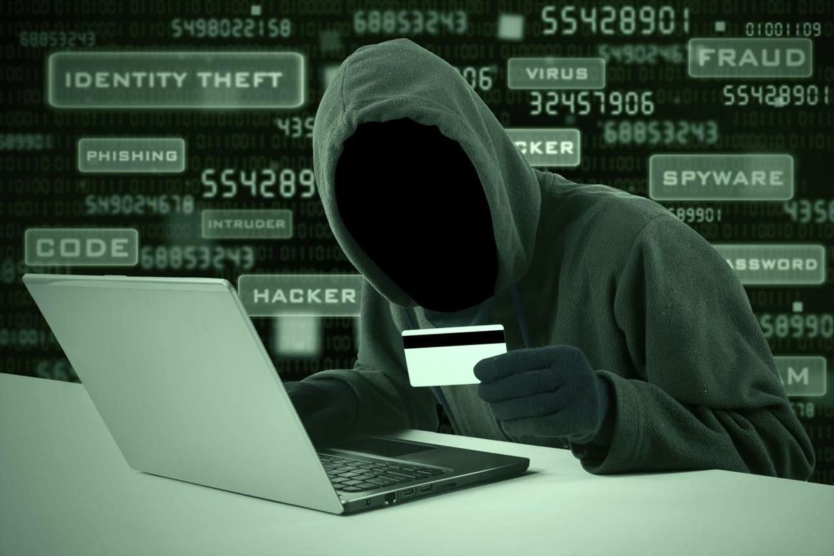 کد بورسی خود را در اختیار افراد ناشناس قرار ندهید