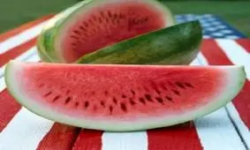 مناسب‌ترین رژیم غذایی برای روزهای گرم تابستان