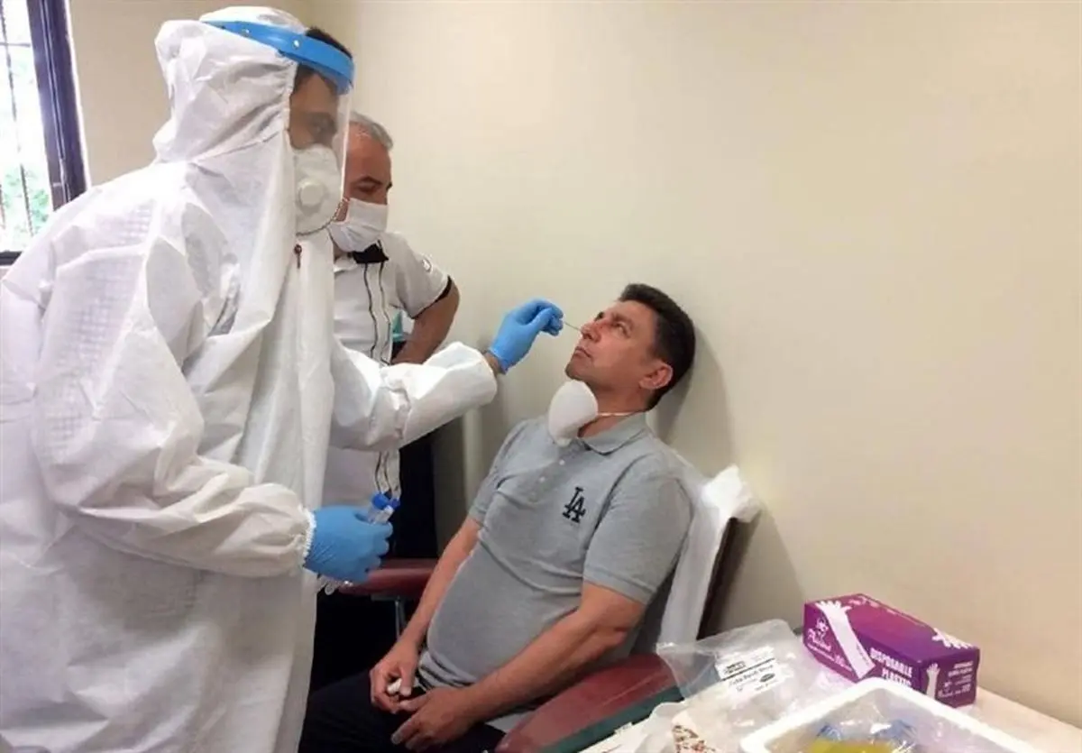 تست کرونای مجدد به دلیل مثبت شدن کرونای دو سپاهانی‌