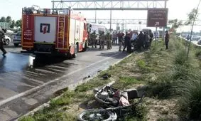 سوختگی شدید ۳ نفر بر اثر تصادف موتورسیلکت با اتوبوس + تصاویر