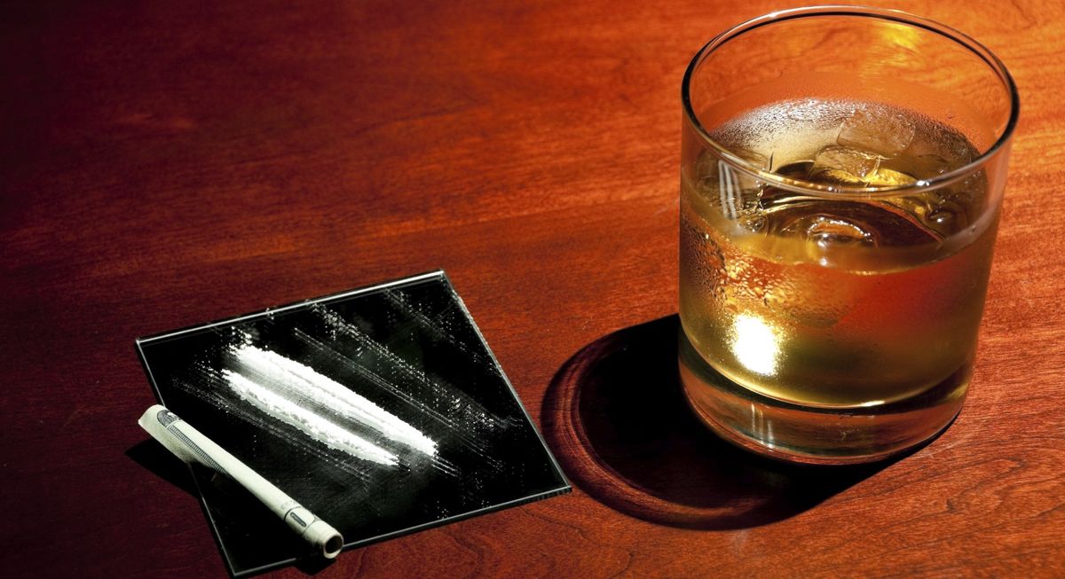 «کرونا» در مصرف‌کنندگان موادمخدر و الکل بیشتر است