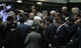 170 نماینده پای سخنرانی روحانی نشستند / صف آرایی بهارستان برای انتخابات پاستور