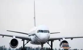 فرود اضطراری در مهر آباد مصدومی نداشت