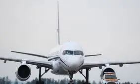 فرود اضطراری در مهر آباد مصدومی نداشت