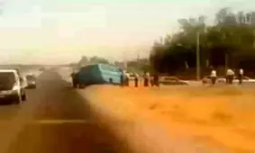 آیا به اتوبوس حامل زندانیان در ‎میناب حمله شده است؟