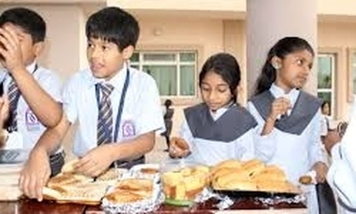 در مدارس بمبئی فروش تنقلات و نوشابه‌های گازدار ممنوع شد