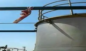 خودکشی تلخ کارگر میدان نفتی یادآوران خوزستان به‌خاطر ۵۰۰ هزار تومان مساعده + فیلم